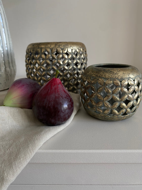 Lattice votive holder